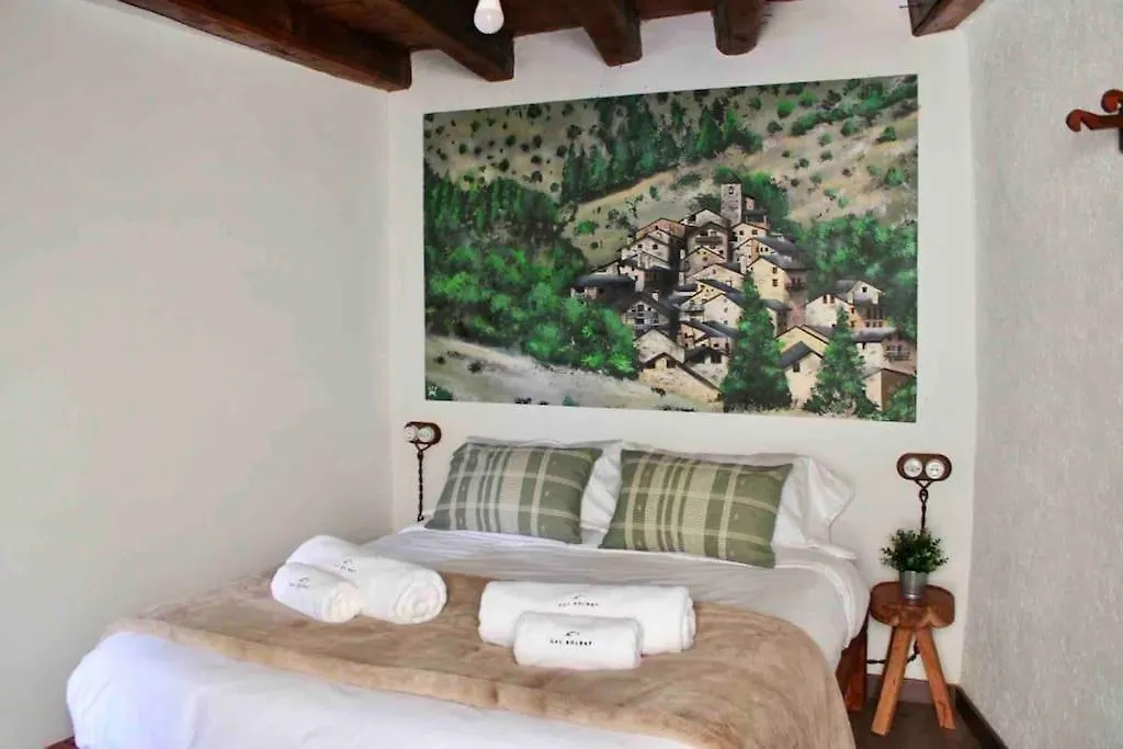 Cal Soldat Villa Os de Civis Spain
